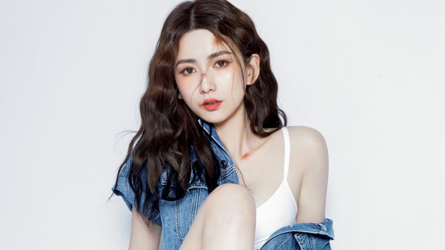 孙心然晋级法网青少年组女单四强