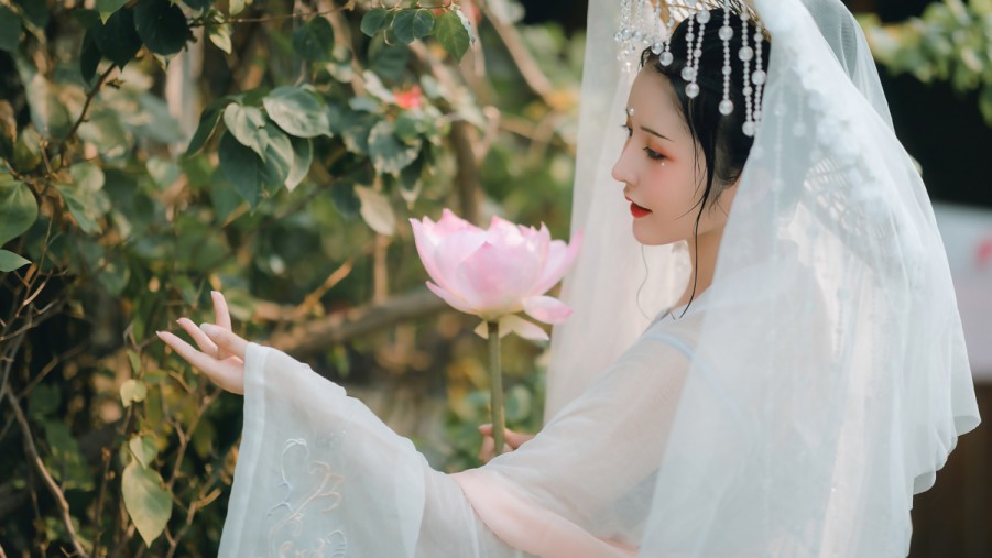 水晶宫夺欧协联冠军 队史首捧欧战奖杯